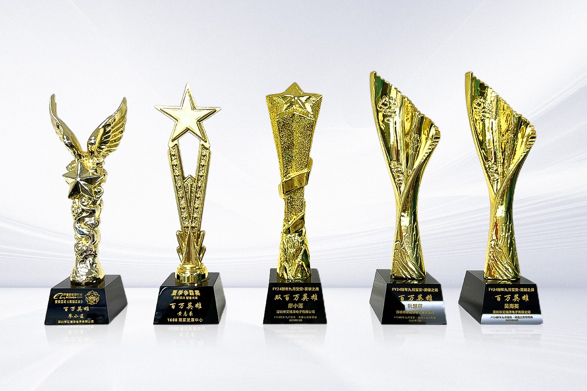 Ȧվ����Ӣ�۽���